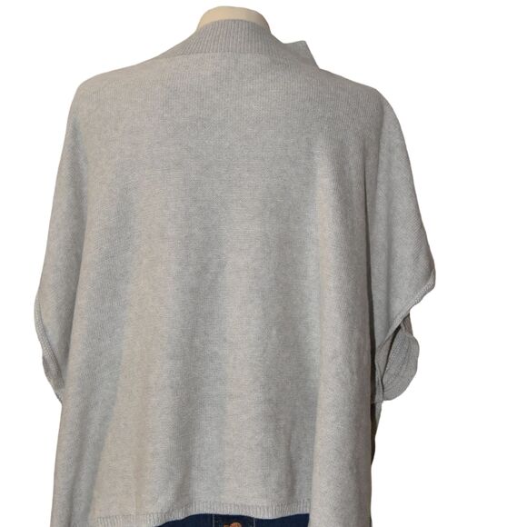 GAP Kids Gray Knit Sweater Poncho XXL (14-16) NWT Cozy Minimalist Layer  Preppy - Picture 3 of 8
